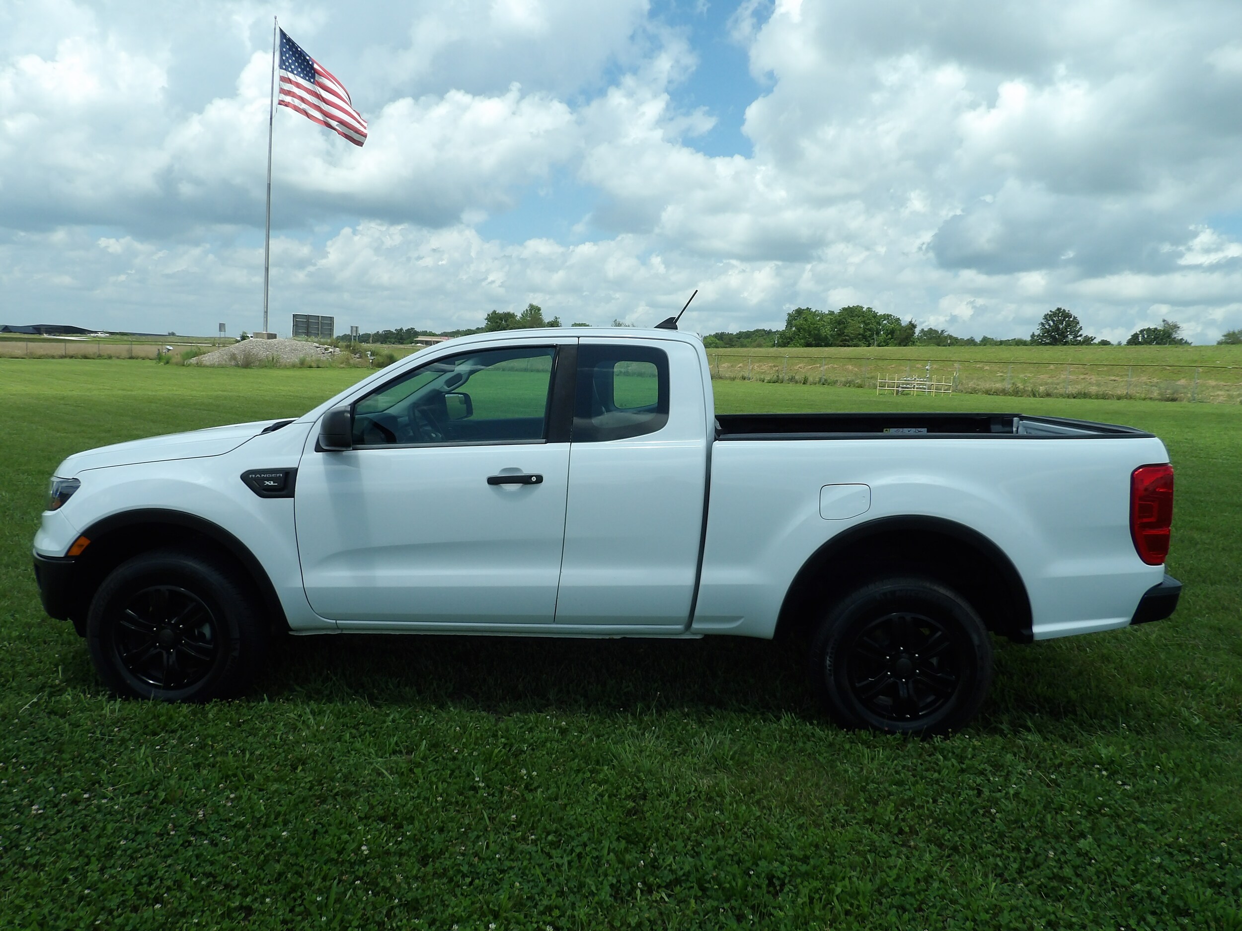 2020 Ford Ranger XLT photo 2