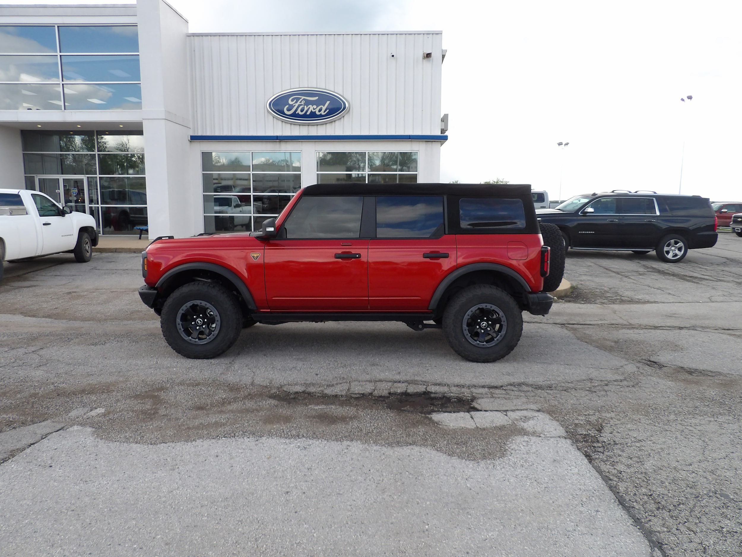 2022 Ford Bronco 4-Door Badlands