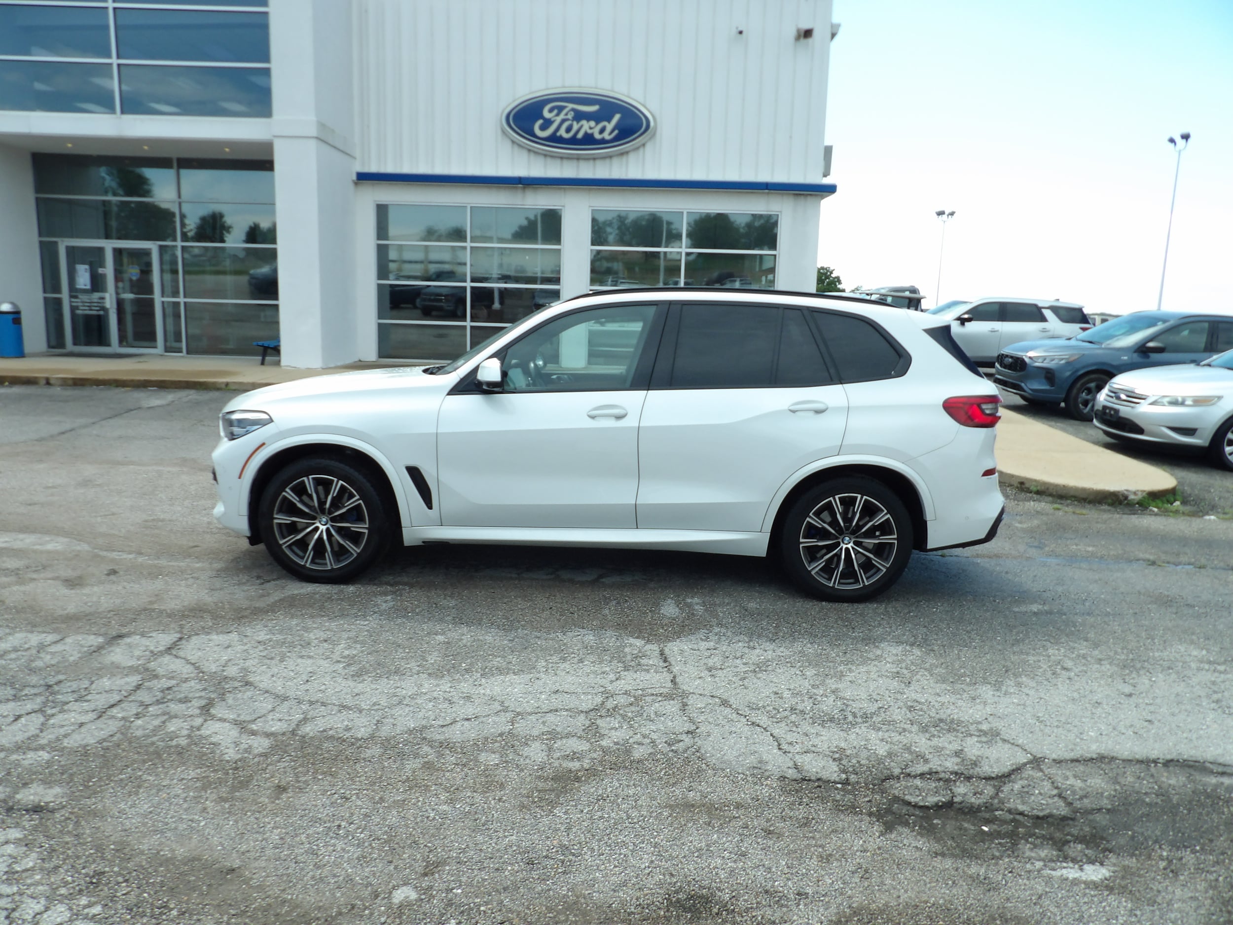 2019 BMW X5 40i's photo