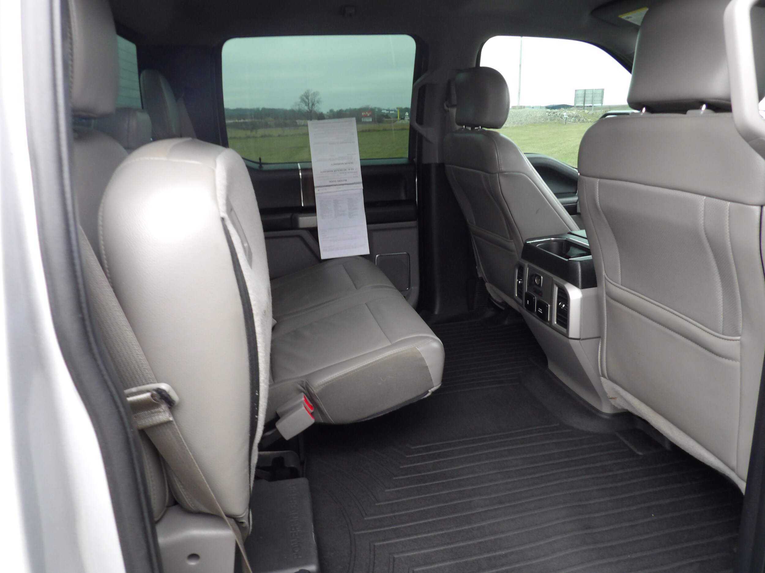2017 Ford F-150 Lariat - Photo 10