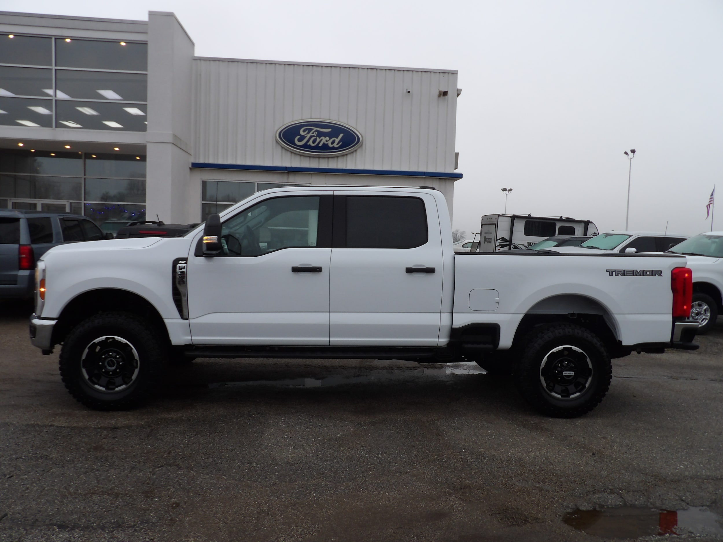 2026 Ford F-350 Super Duty XLT's photo