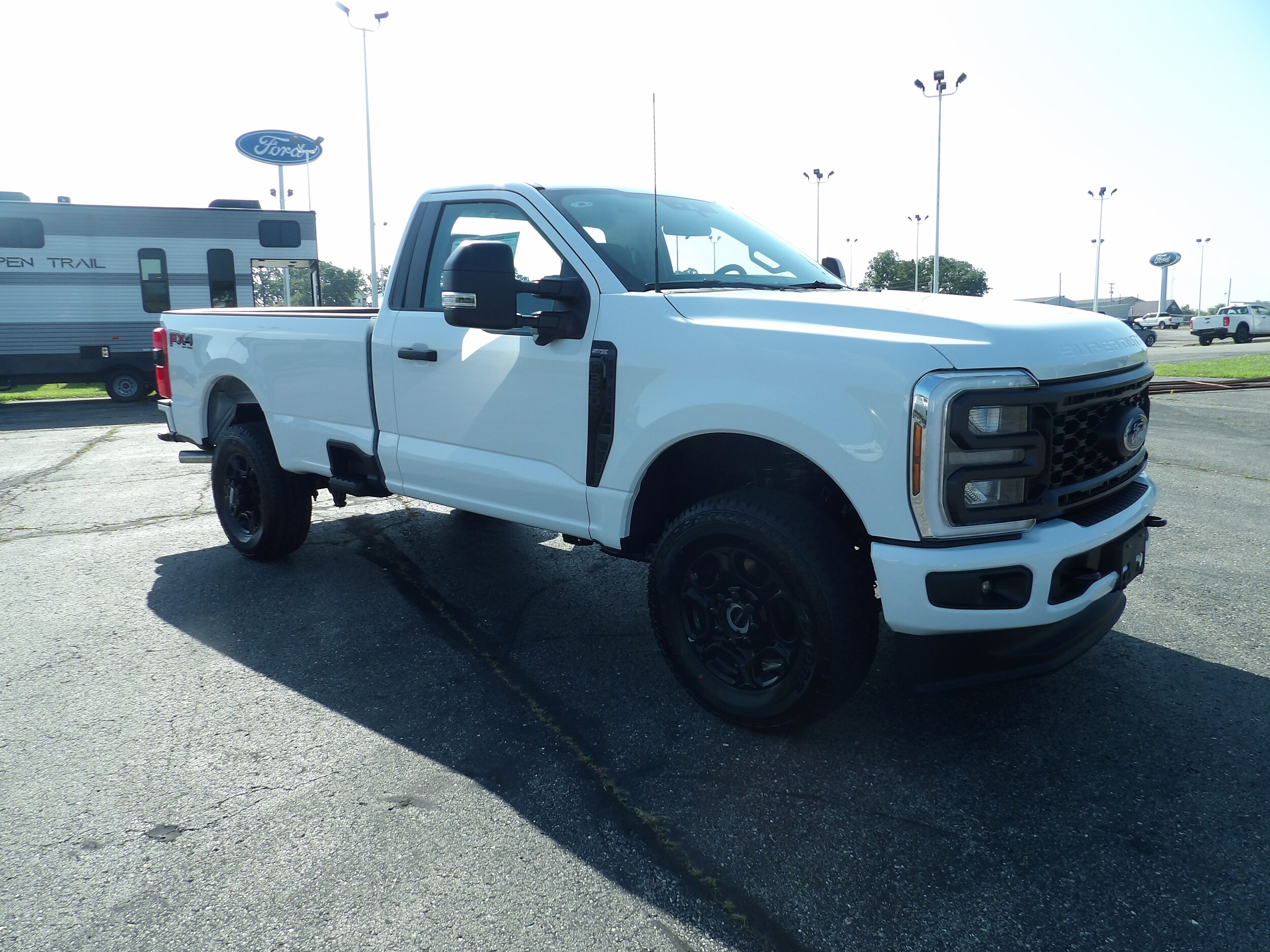 2025 Ford F-350 photo 4