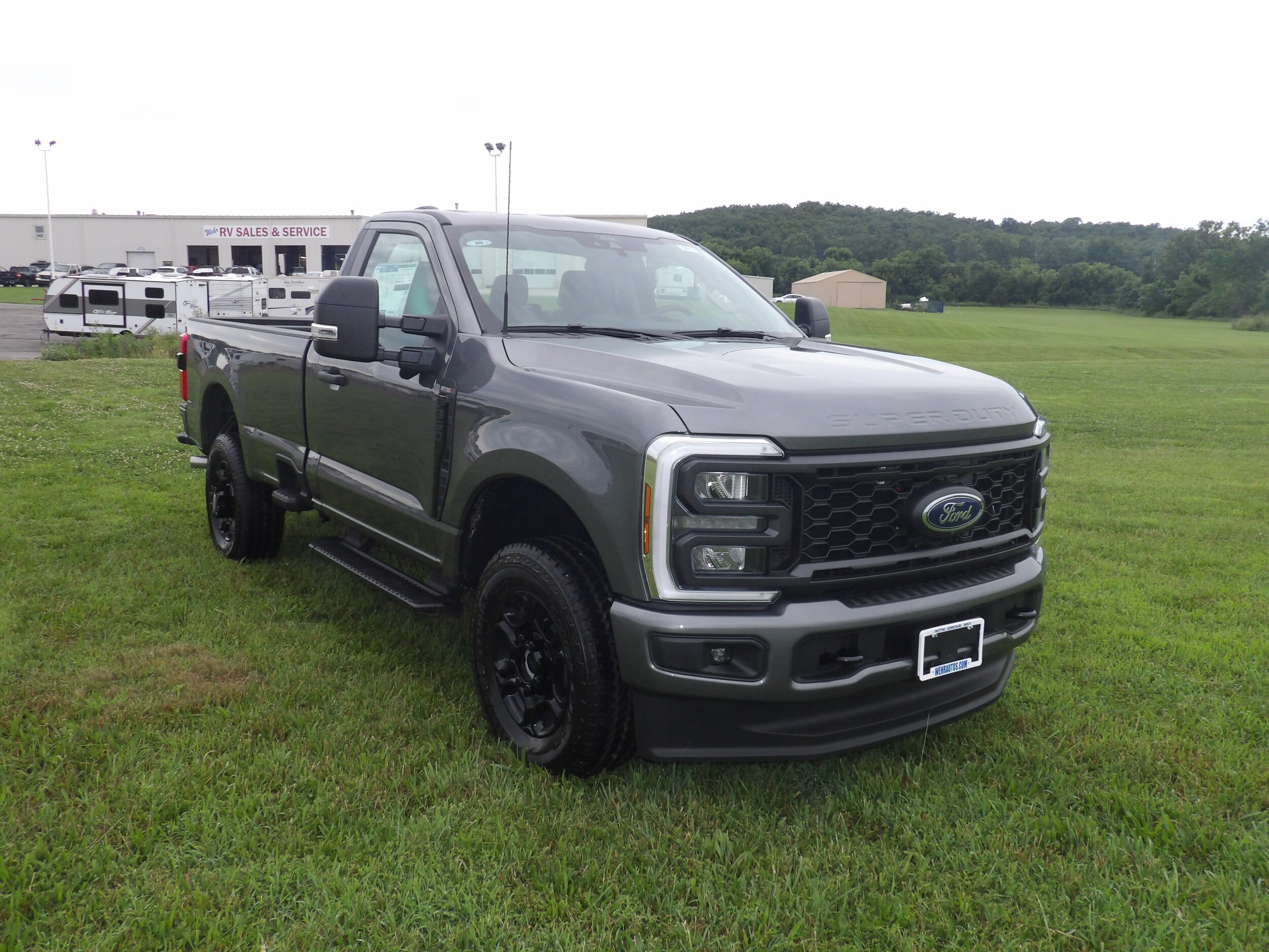2025 Ford F-350 photo 4