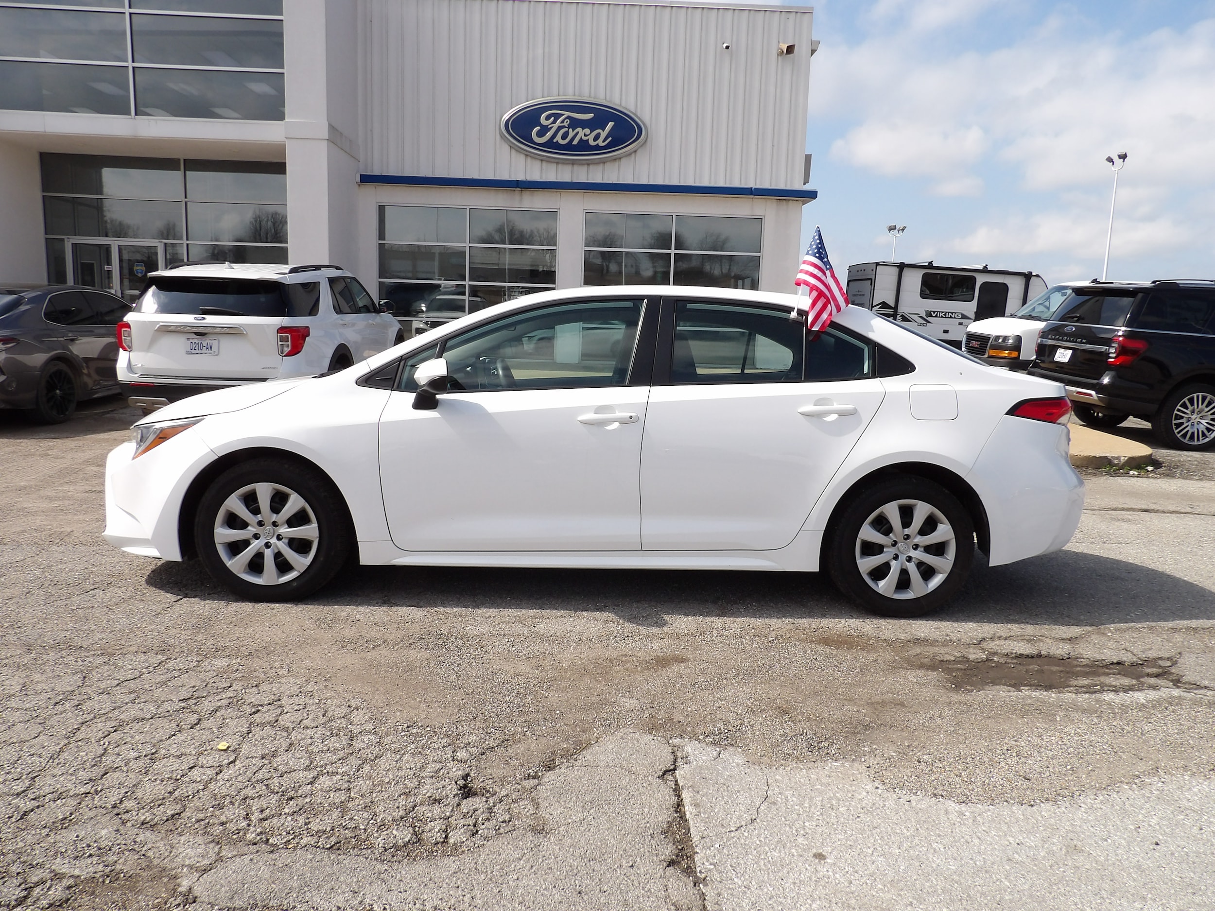 2023 Toyota Corolla LE