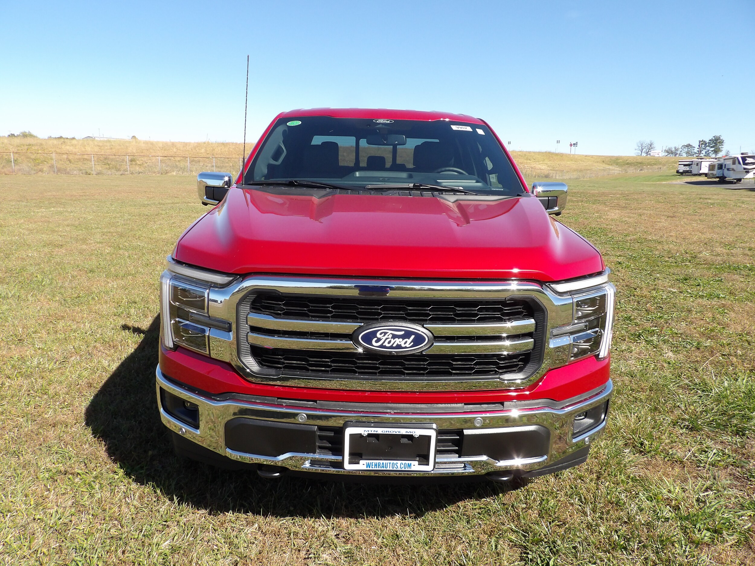 2025 Ford F-150 Lariat photo 4