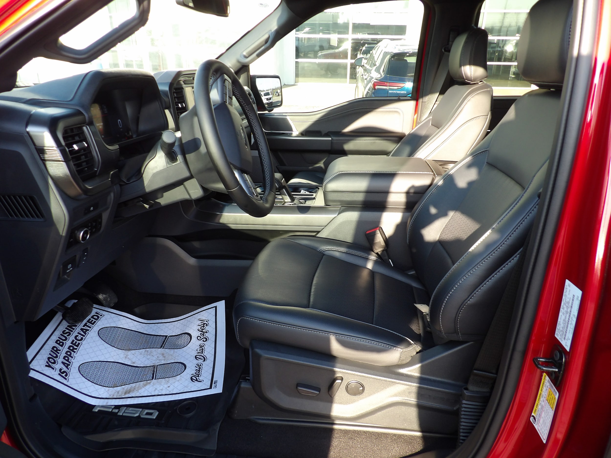 2025 Ford F-150 Lariat - Photo 10