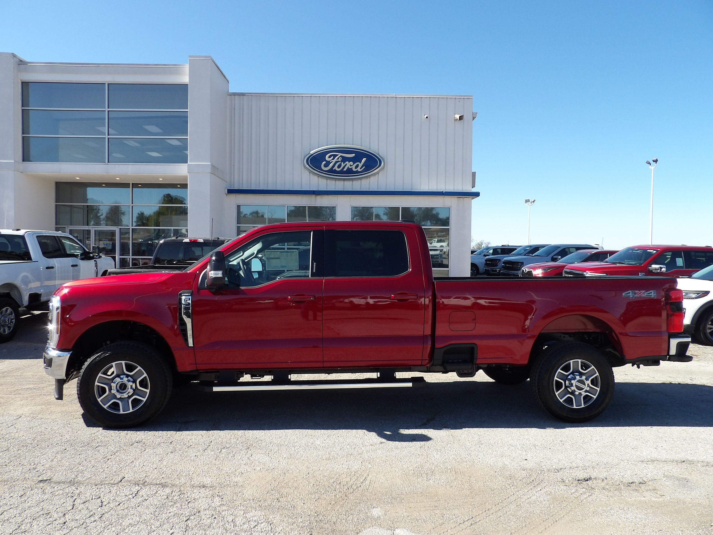 2026 Ford F-350 Super Duty Lariat's photo
