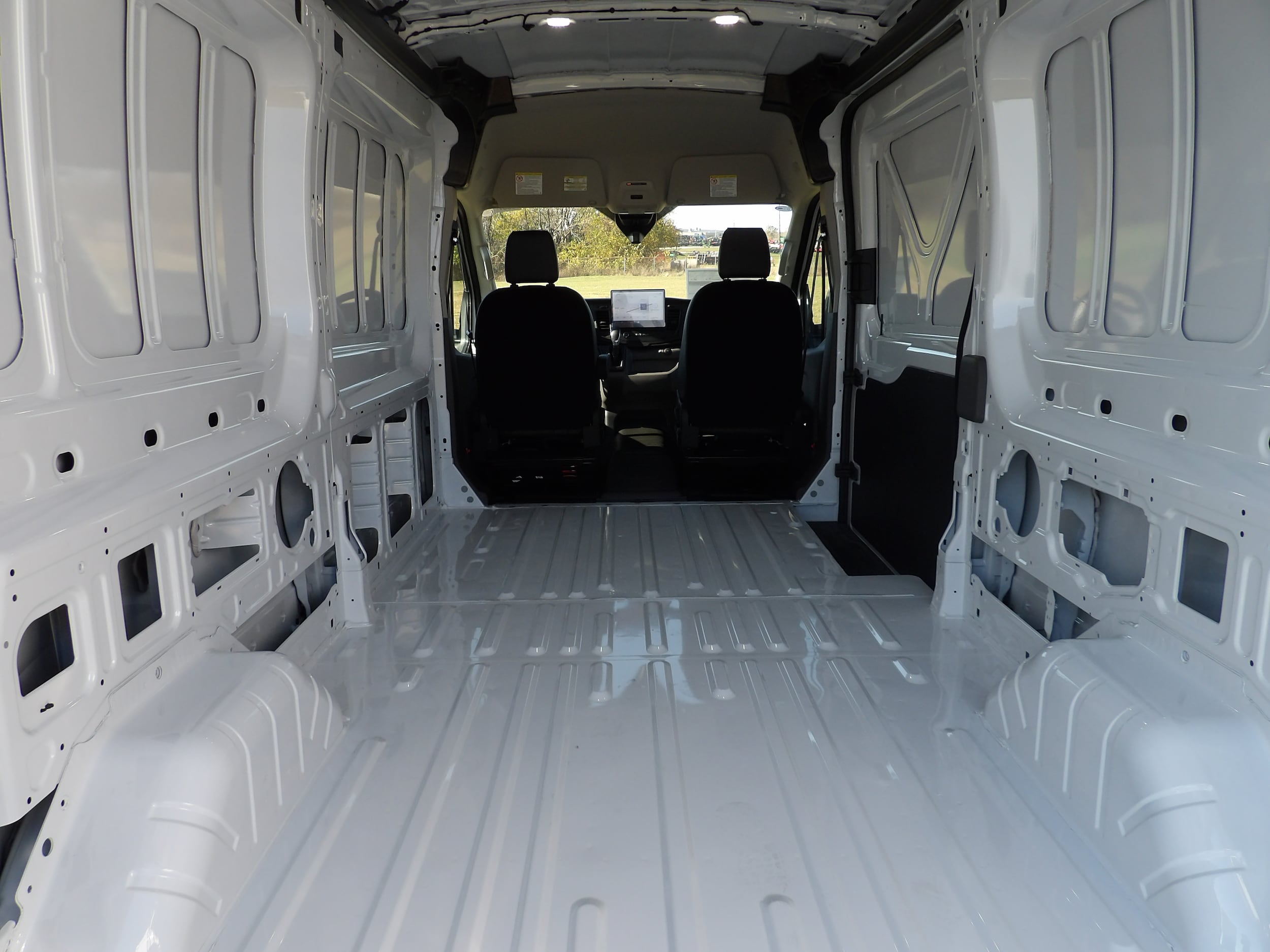 2026 Ford Transit Van Base - Photo 10