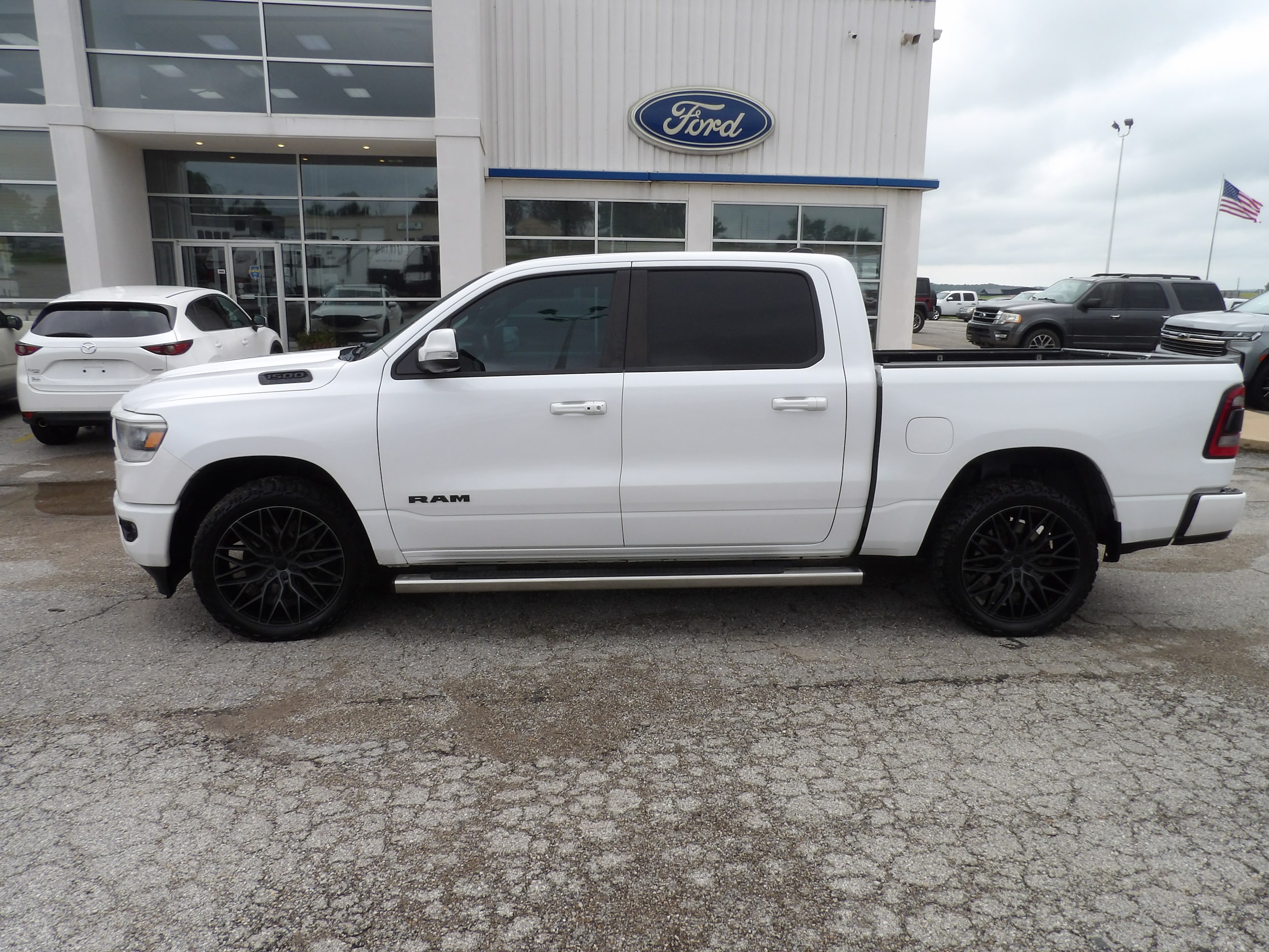 2019 RAM 1500 Sport Crew Cab 4x4 5'7" Box's photo