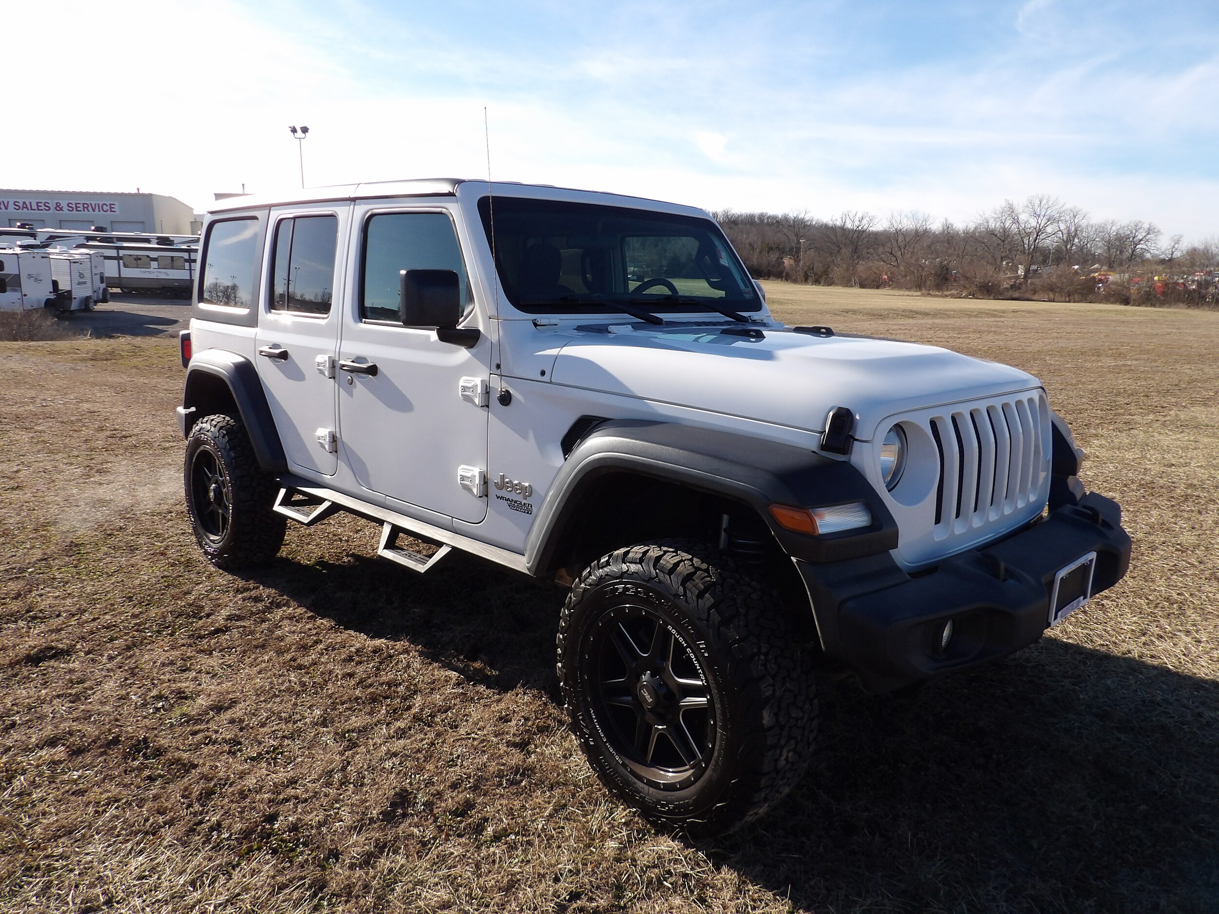 2020 Jeep Wrangler Unlimited Sport photo 3