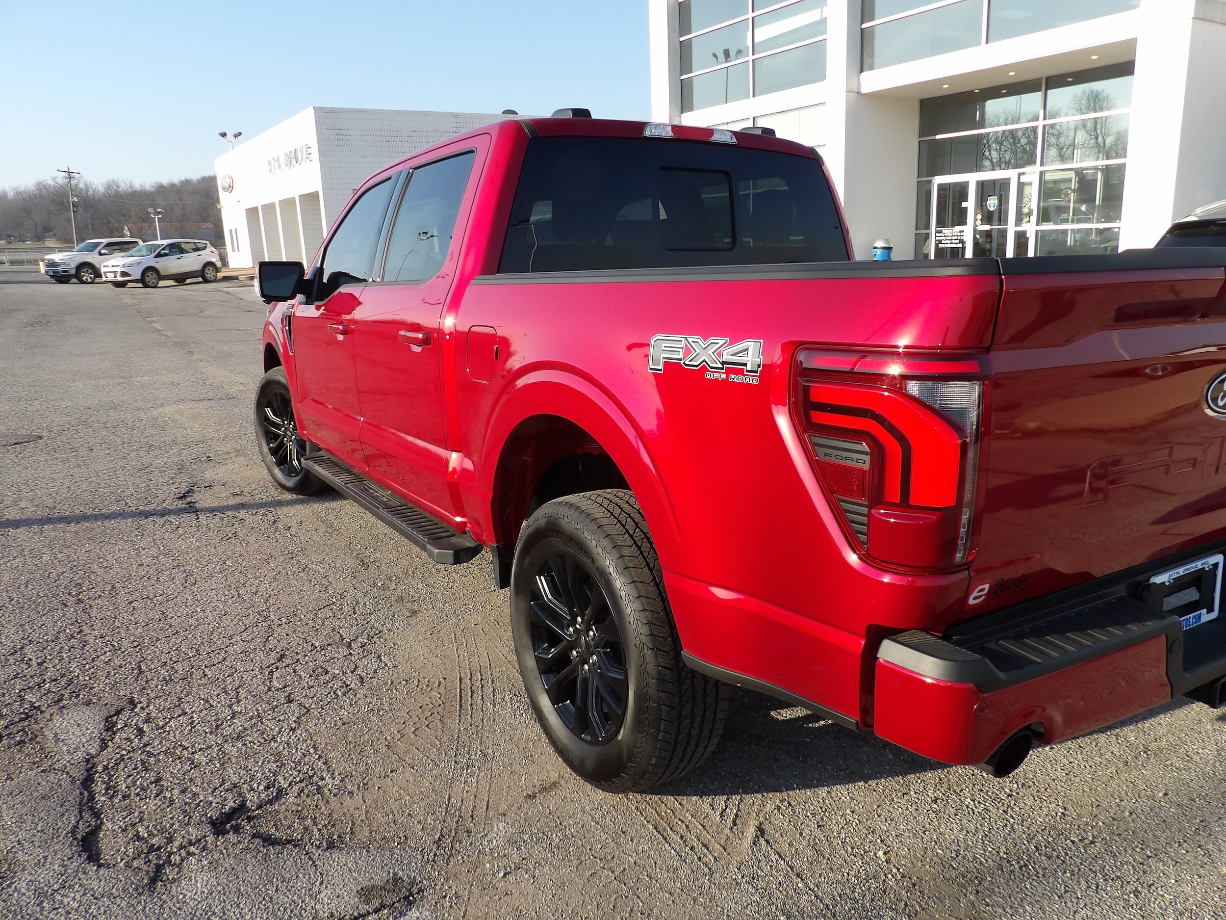 2025 Ford F-150 Lariat - Photo 9