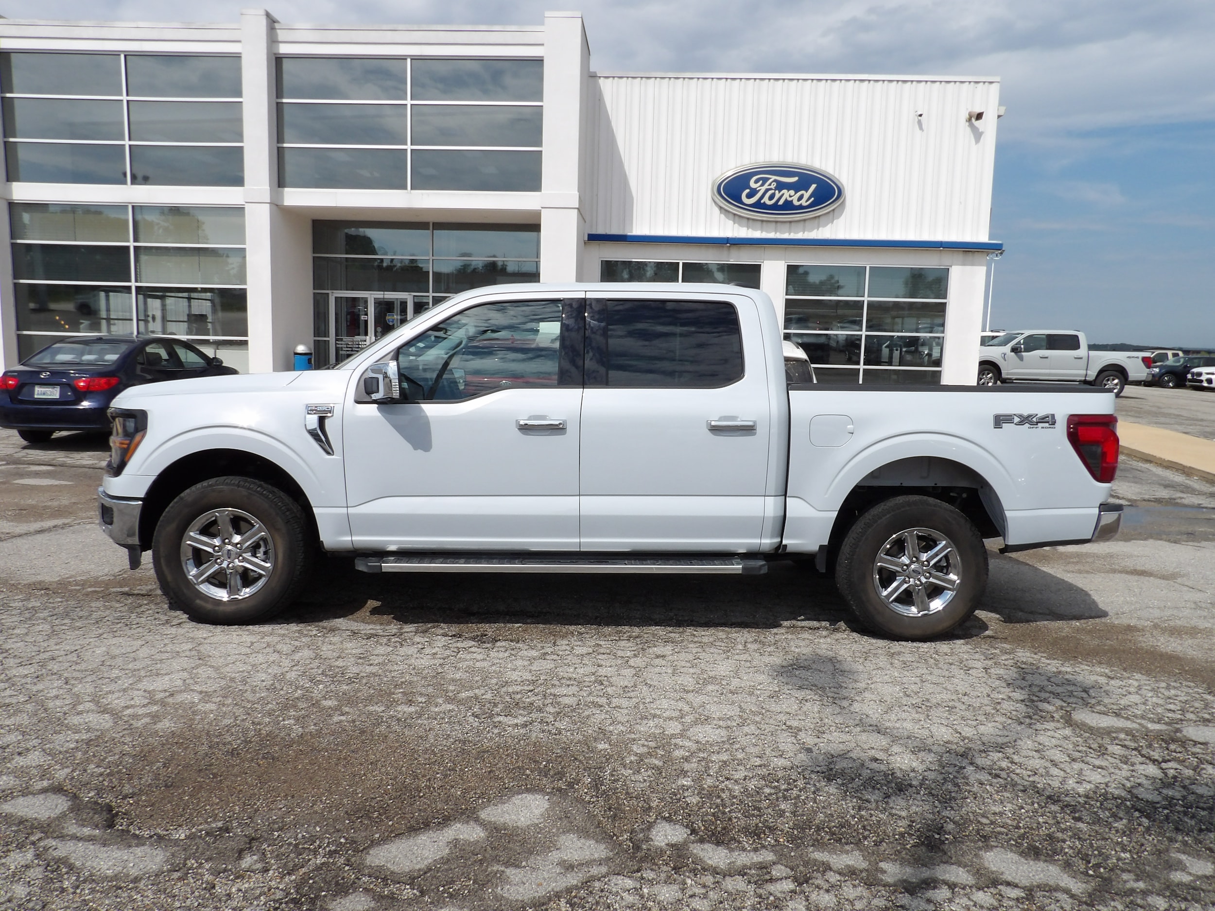 2025 Ford F-150 XLT's photo