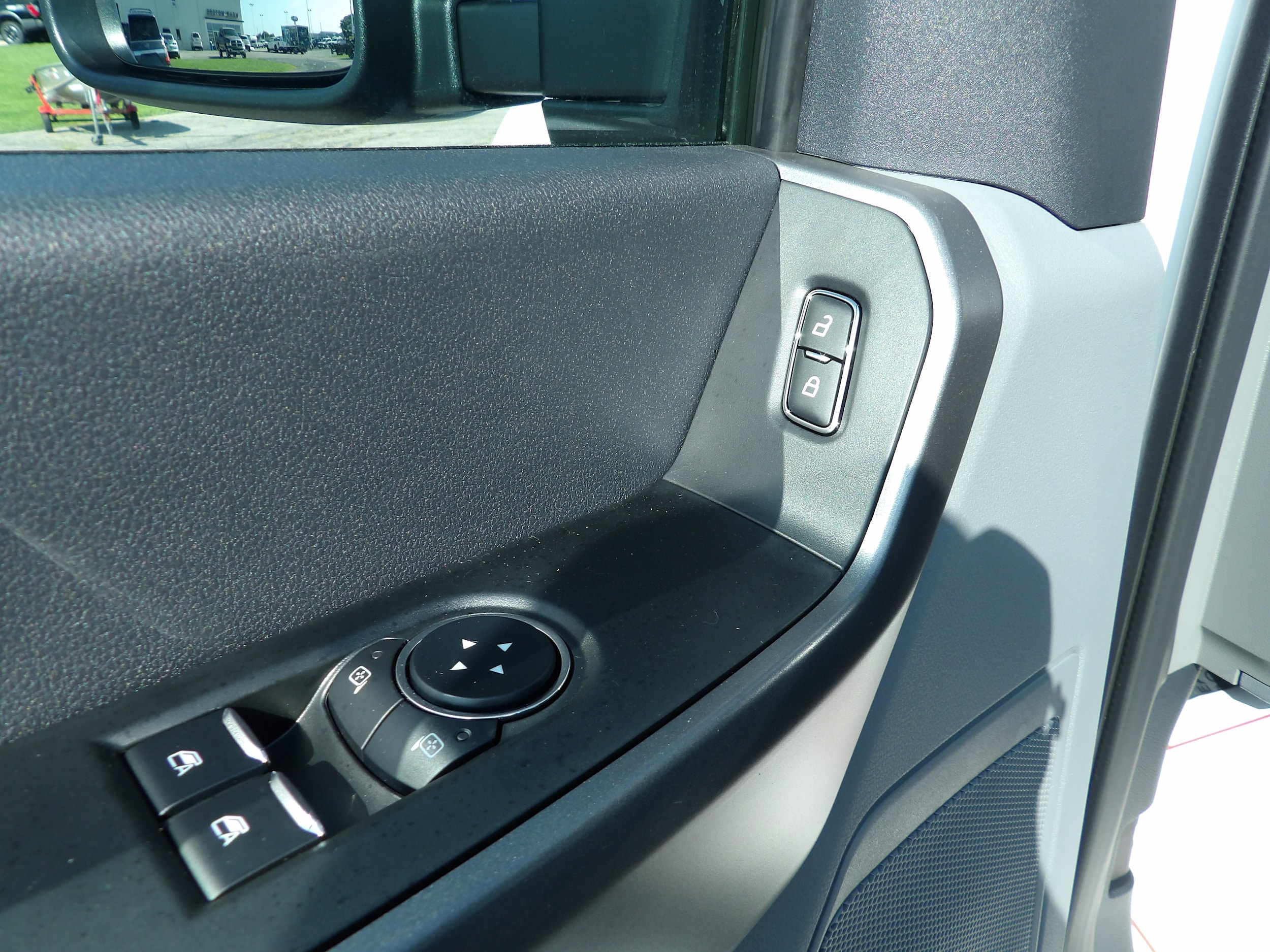 2025 Ford F-350 Super Duty XL - Photo 12