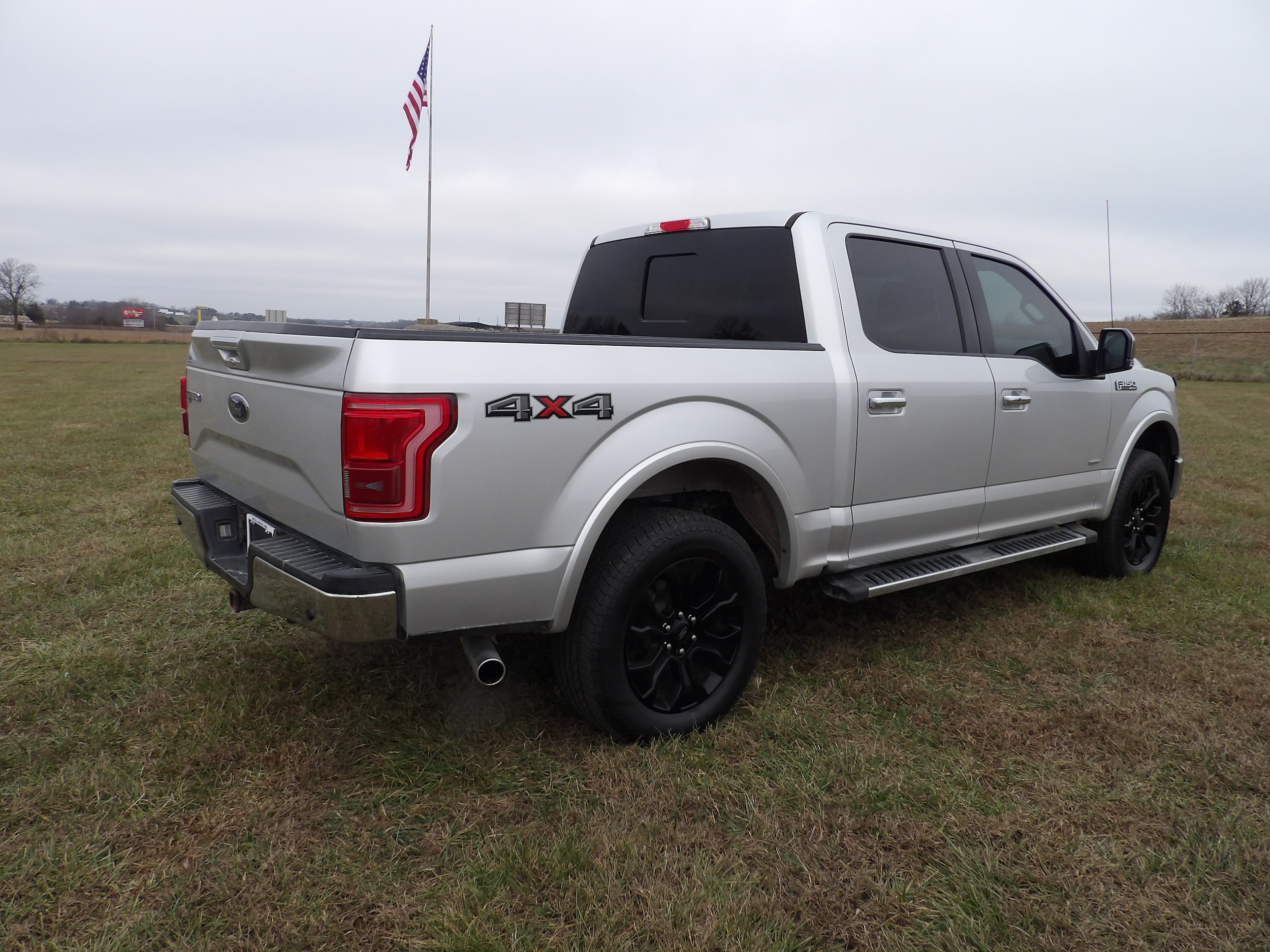 2017 Ford F-150 Lariat - Photo 6