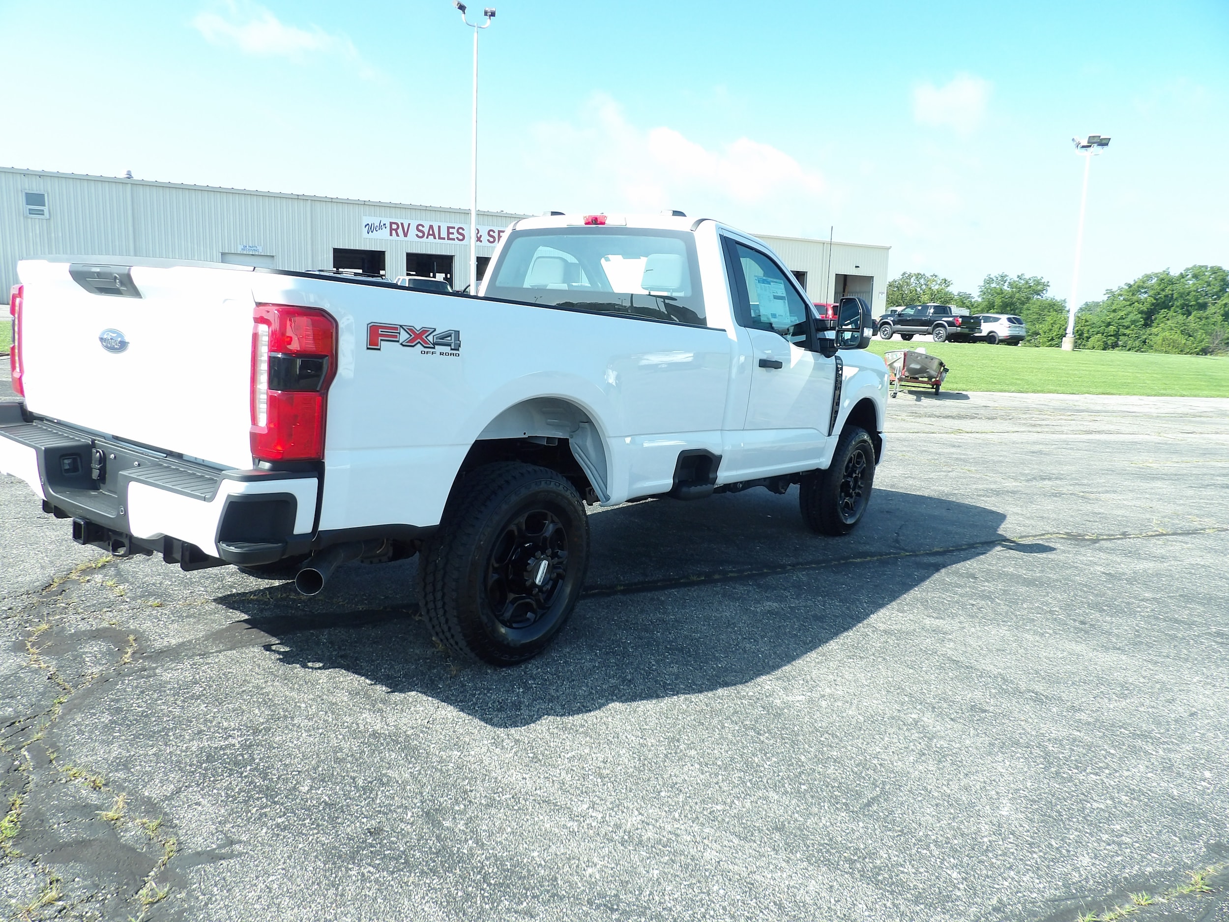 2025 Ford F-350 Super Duty XL - Photo 6