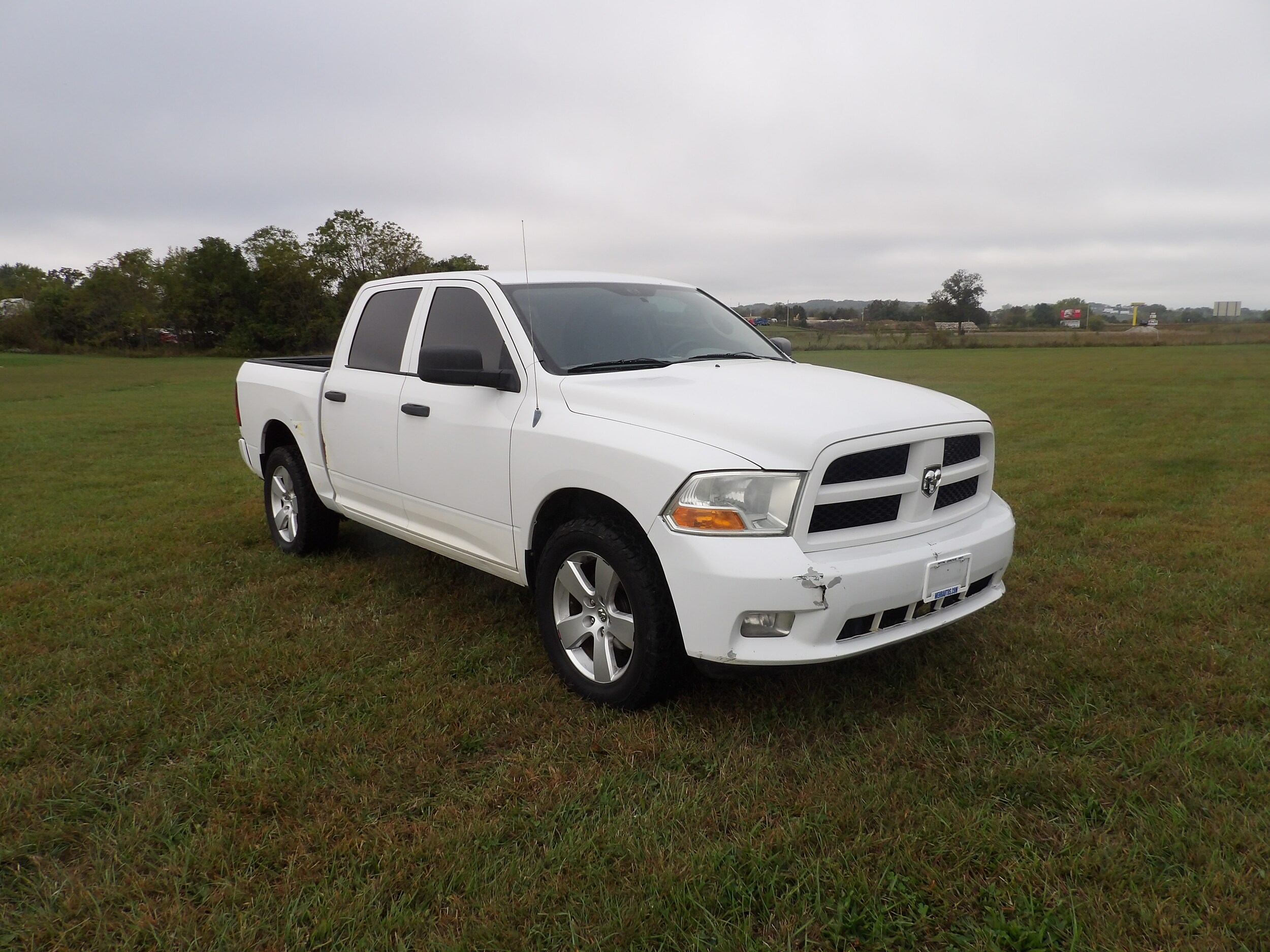 2012 Ram 1500 ST photo 4