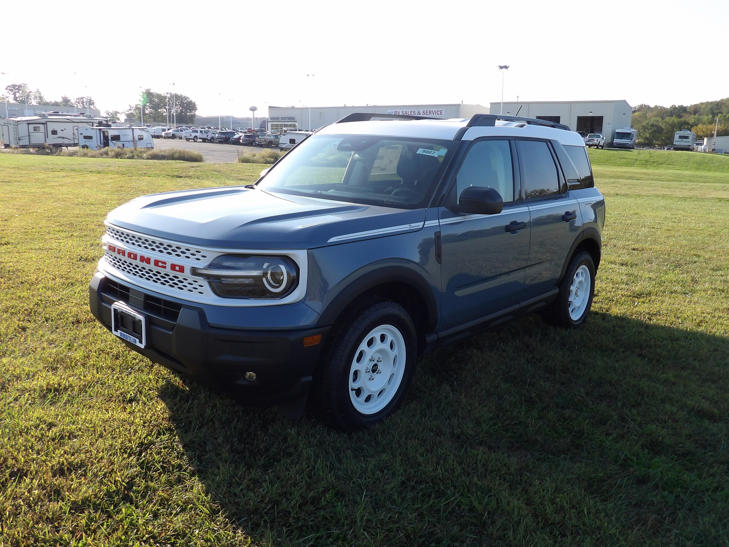 2025 Ford Bronco Sport Heritage photo 2