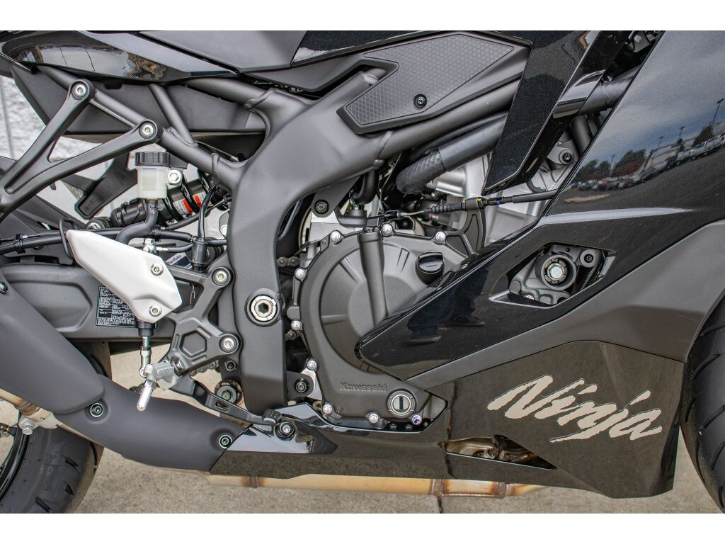 New 2026 Kawasaki ZX400PTFNL