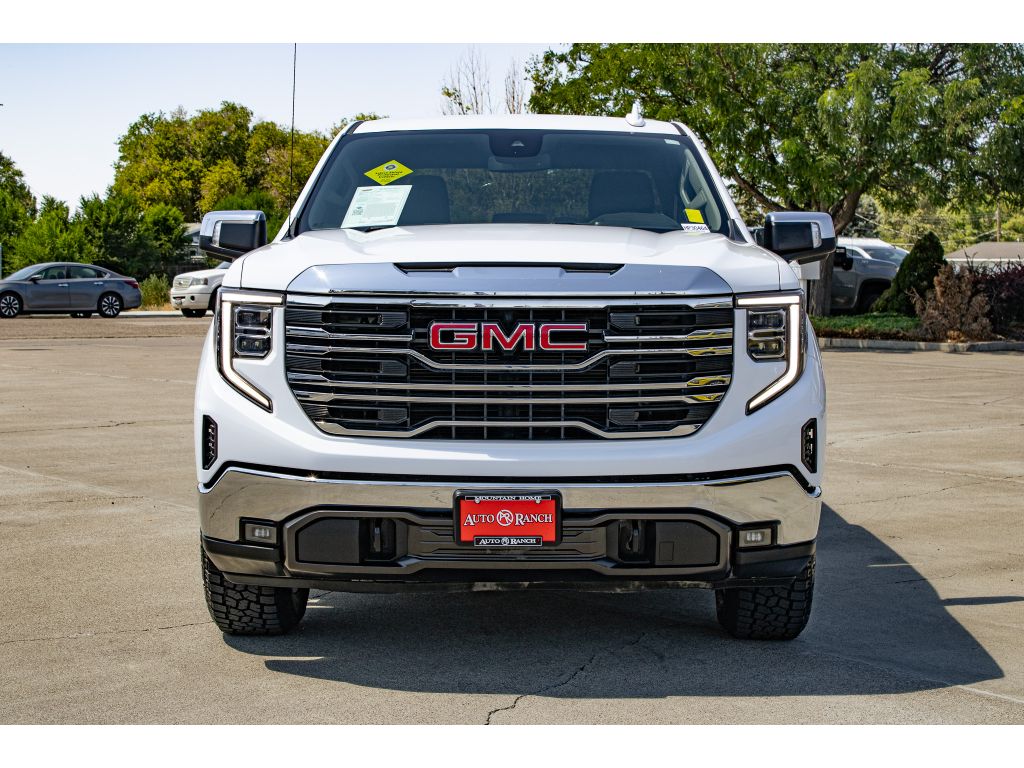 2023 Gmc Sierra 1500 SLT photo 3