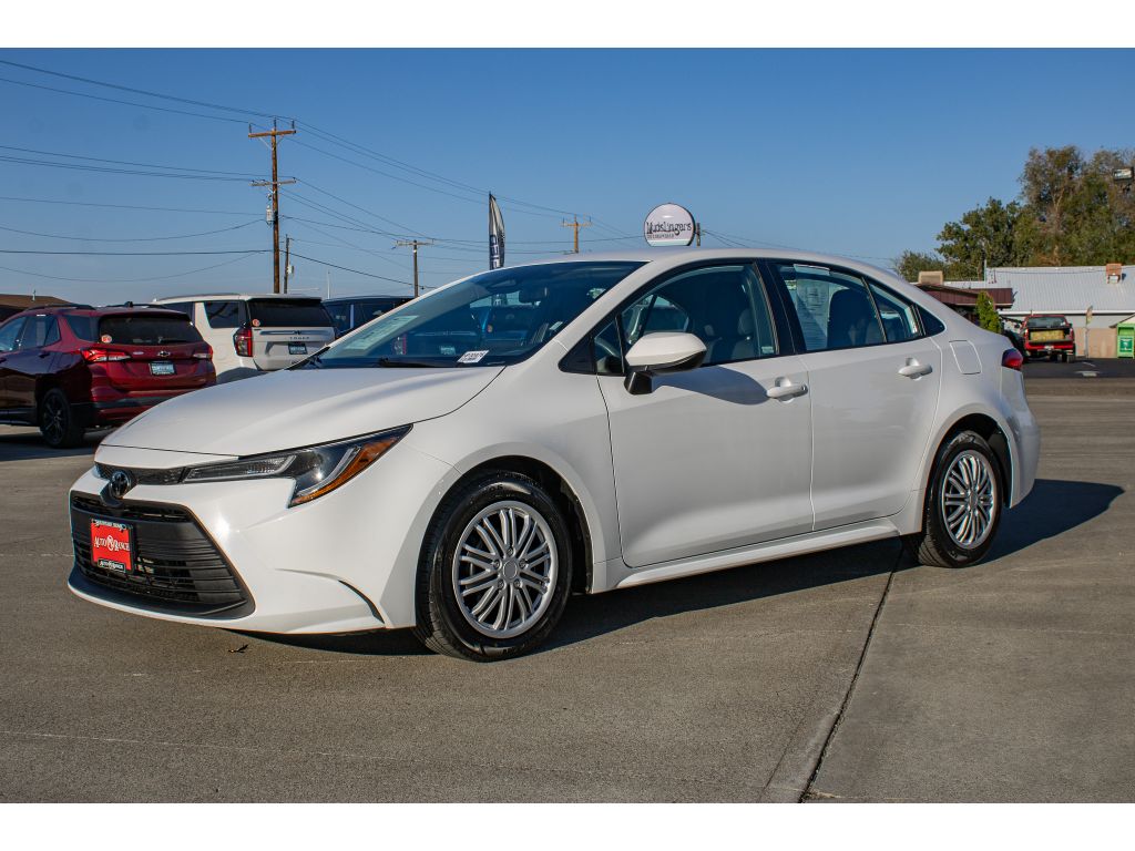 2023 Toyota Corolla LE photo 4