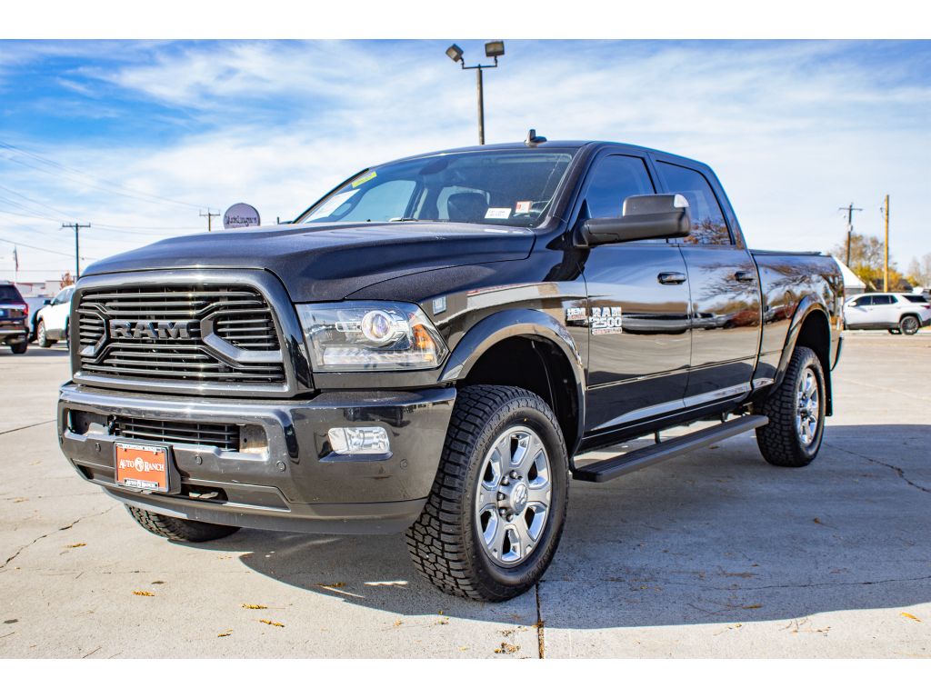 2018 Ram 2500 Laramie photo 3