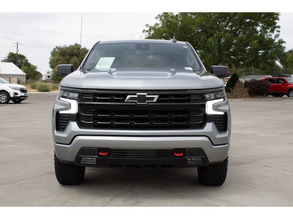 2024 Chevrolet Silverado 1500 RST photo 3
