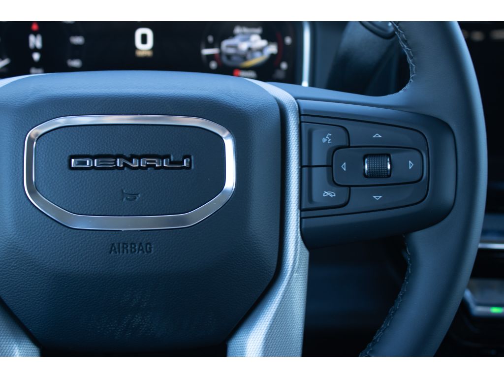 2026 GMC Sierra 3500HD Denali - Photo 38