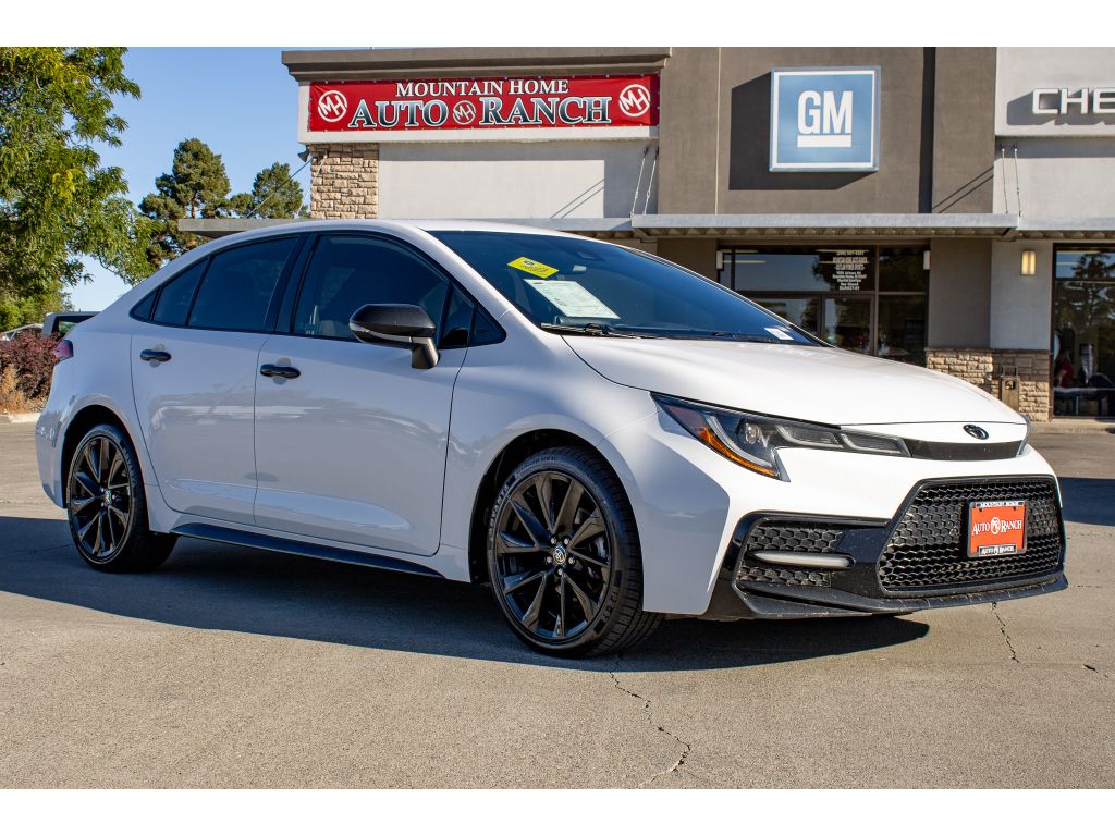2021 Toyota Corolla SE photo 2