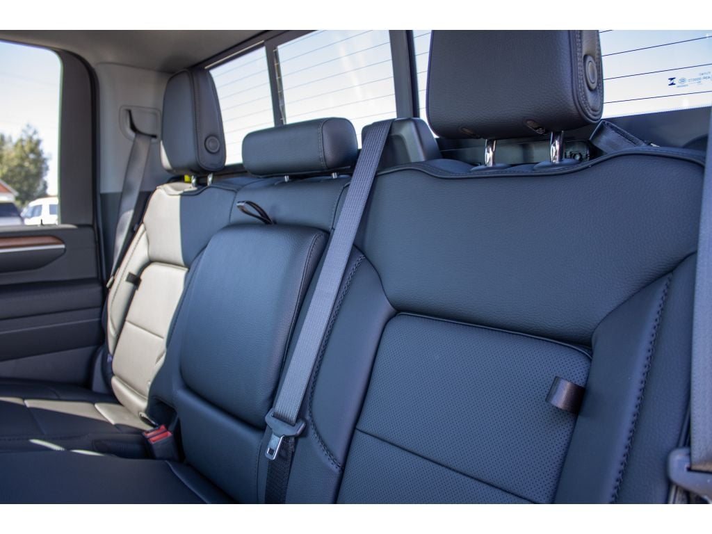 2026 GMC Sierra 3500HD Denali - Photo 19