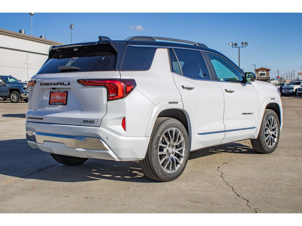 2026 GMC Terrain Denali - Photo 7