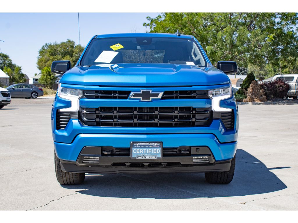 2023 Chevrolet Silverado 1500 RST photo 3