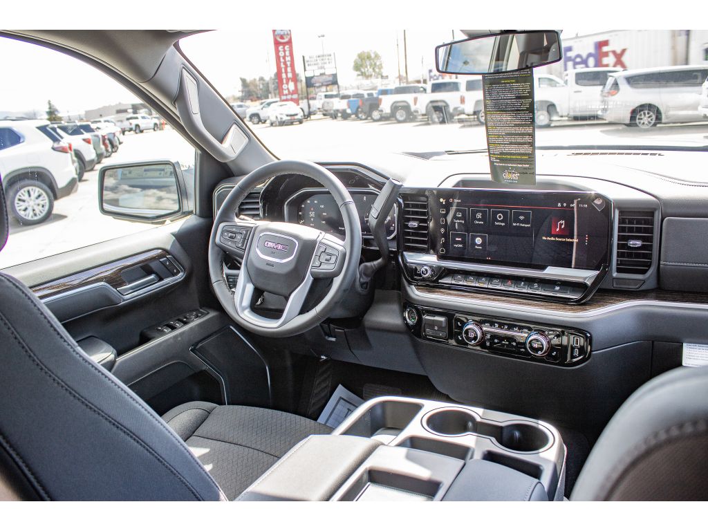 2026 GMC Sierra 1500 SLE - Photo 19