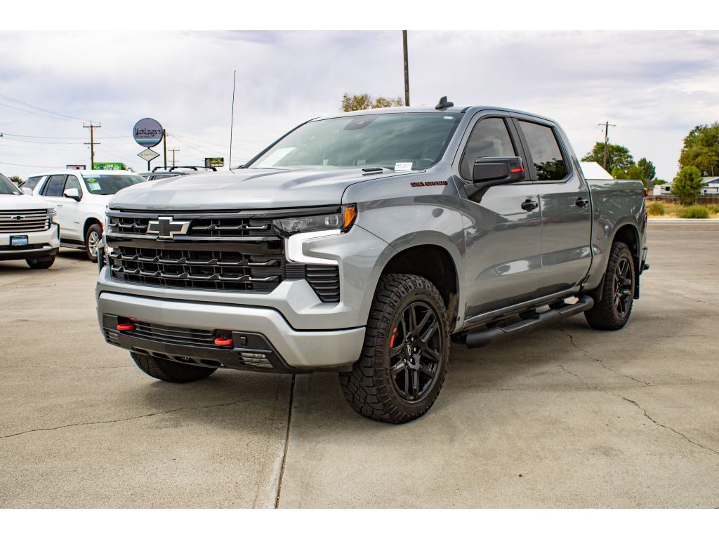 2024 Chevrolet Silverado 1500 RST photo 4