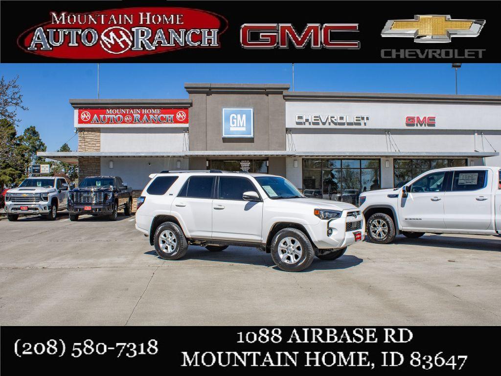 2023 Toyota 4Runner SR5 Premium 4WD V6's photo