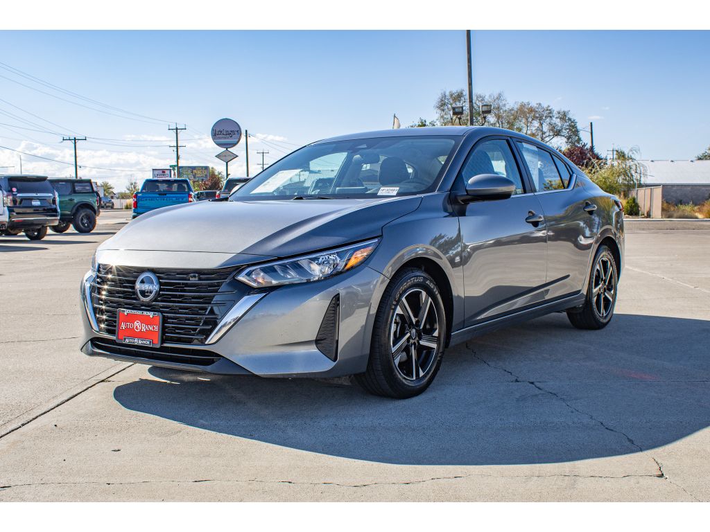 2024 Nissan Sentra SV photo 3