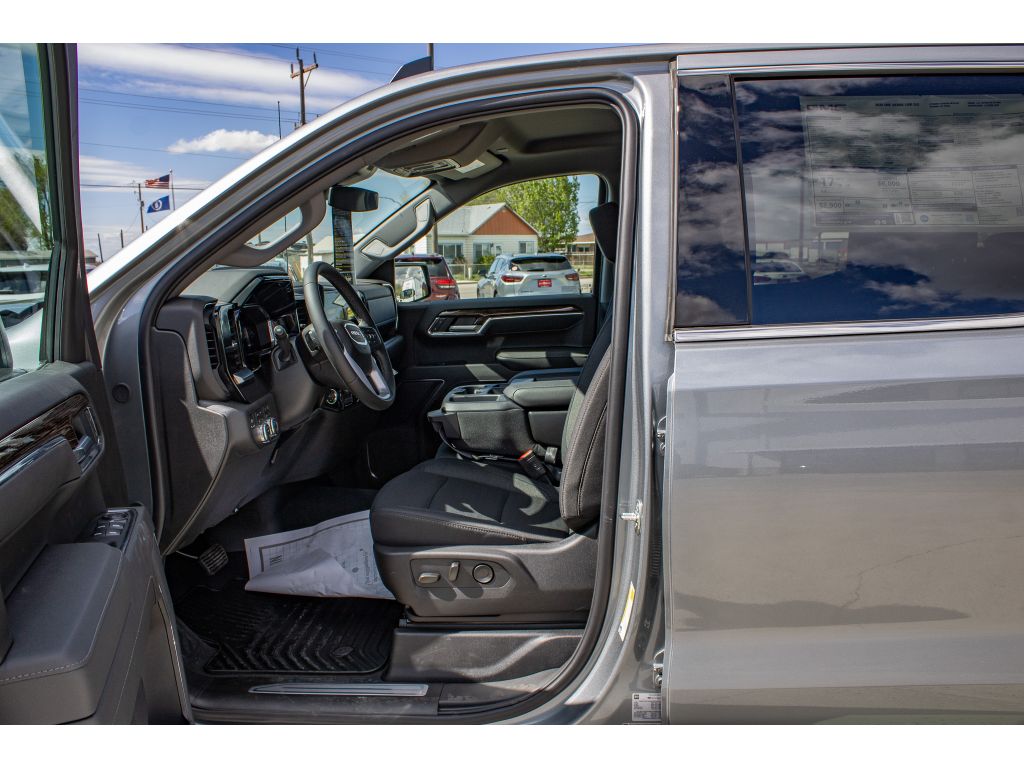 2026 GMC Sierra 1500 SLE - Photo 23