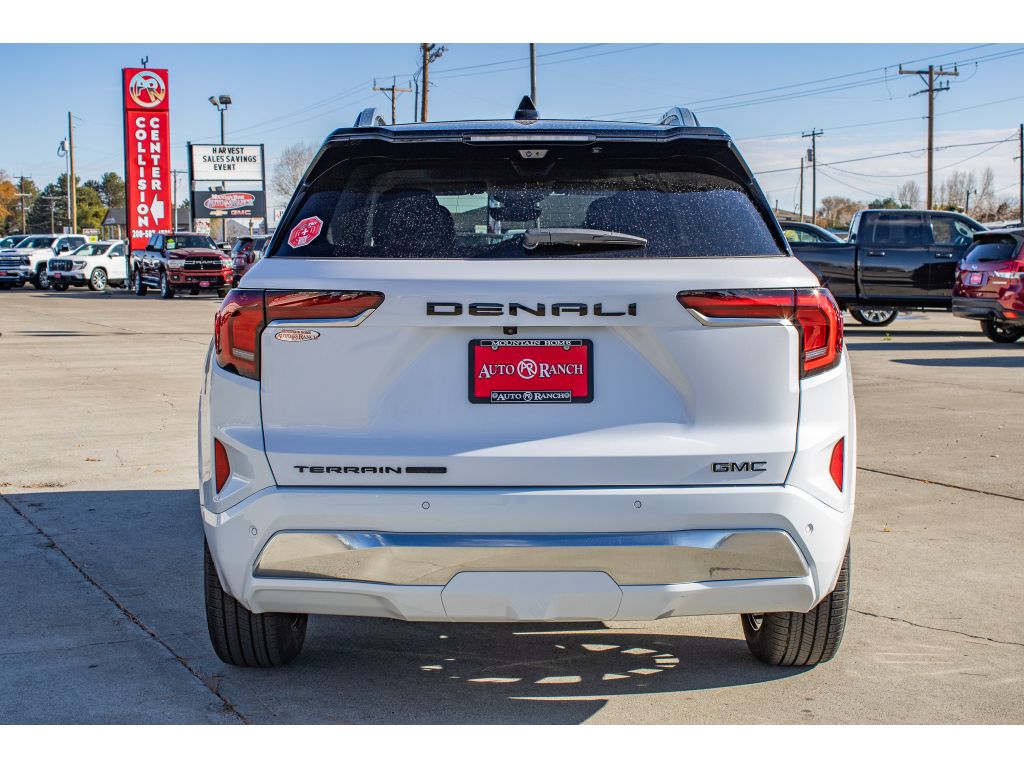 2026 GMC Terrain Denali - Photo 6