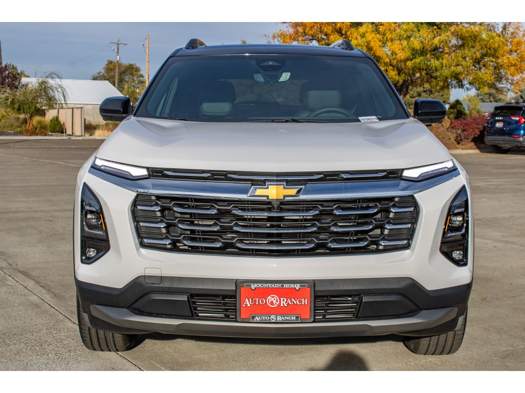 2026 Chevrolet Equinox LT photo 2