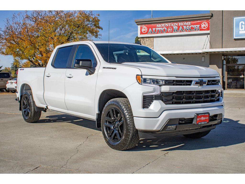 2026 Chevrolet Silverado 1500 RST photo 2