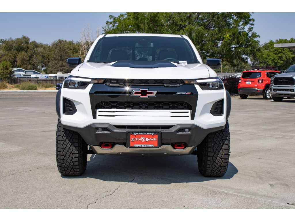 2026 Chevrolet Colorado ZR2 photo 2