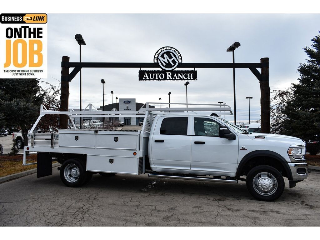 New 2024 Ram 5500 Chassis Cab Tradesman/SLT/Laramie/Limited Truck Crew Cab