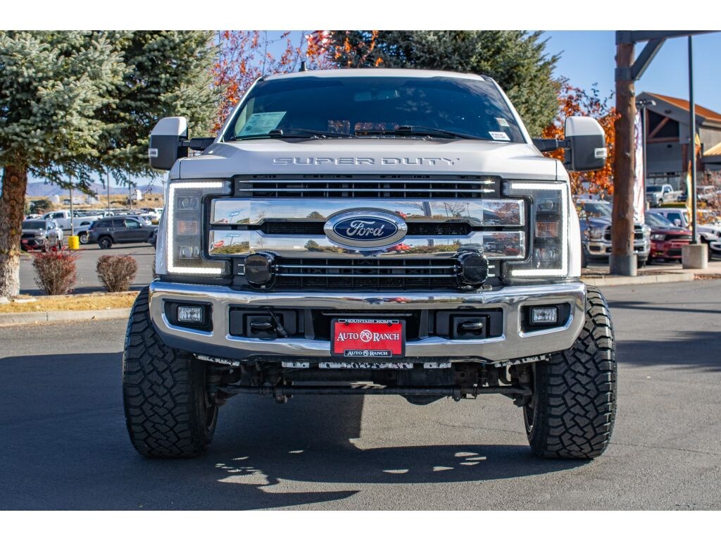 Used 2019 Ford F-350 Lariat Truck Crew Cab