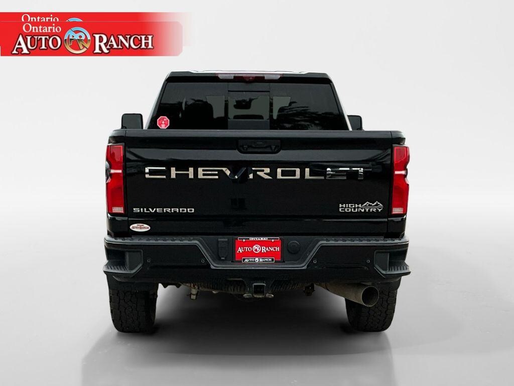 Used 2024 Chevrolet Silverado 2500 HD High Country Truck Crew Cab