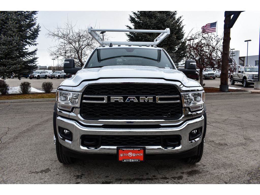 New 2024 Ram 5500 Chassis Cab Tradesman/SLT/Laramie/Limited Truck Crew Cab