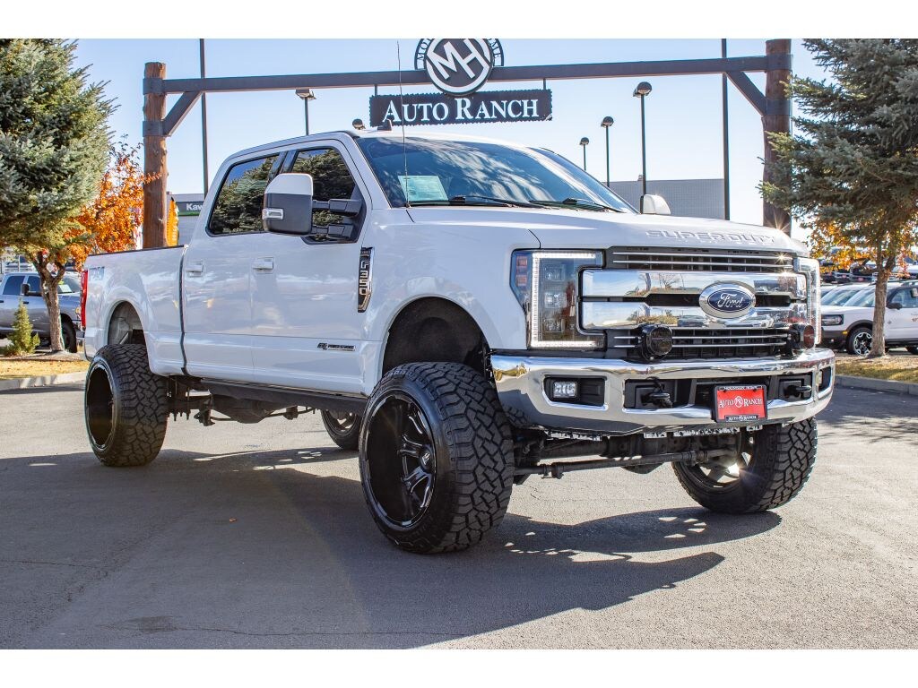 Used 2019 Ford F-350 Lariat Truck Crew Cab