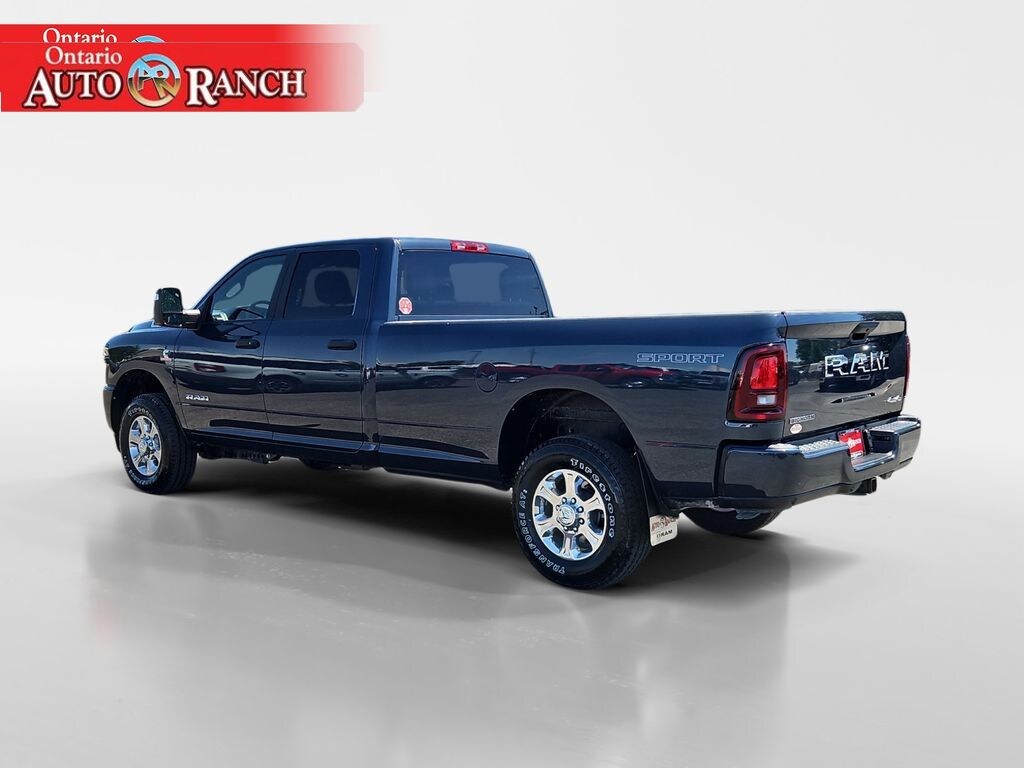 New 2025 Ram 3500 Big Horn Truck Crew Cab