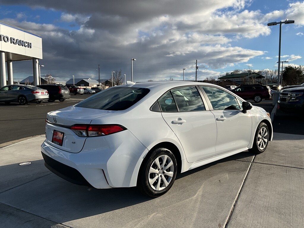 Used 2023 Toyota Corolla LE Sedan