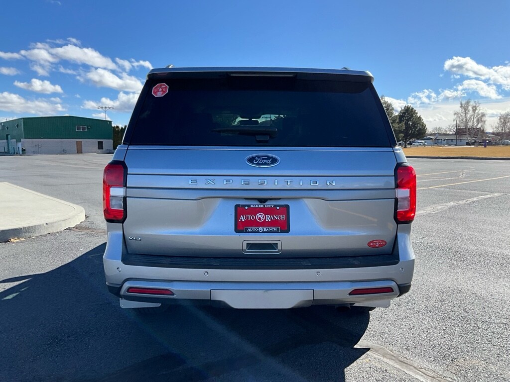 Used 2024 Ford Expedition XLT SUV