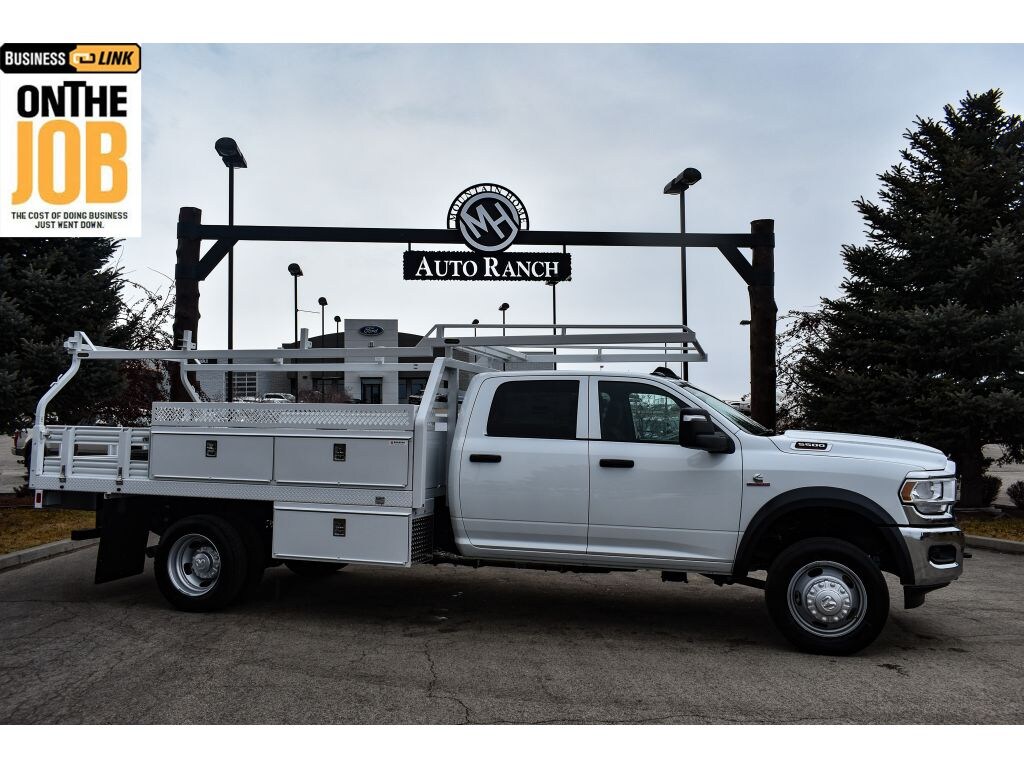 New 2024 Ram 5500 Chassis Cab Tradesman/SLT/Laramie/Limited Truck Crew Cab