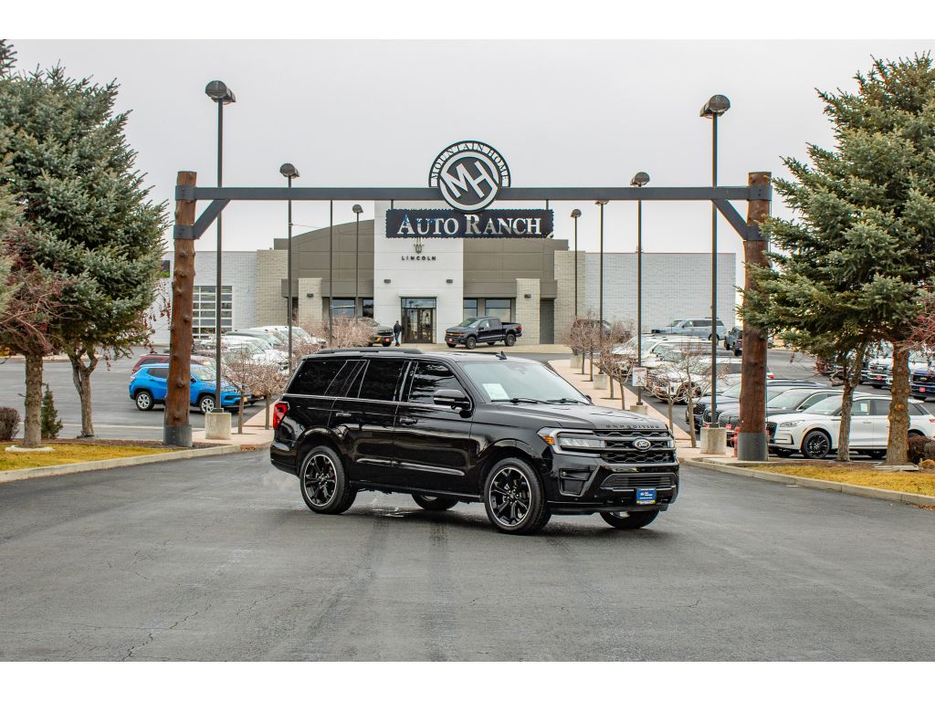 2023 Ford Expedition Limited's photo